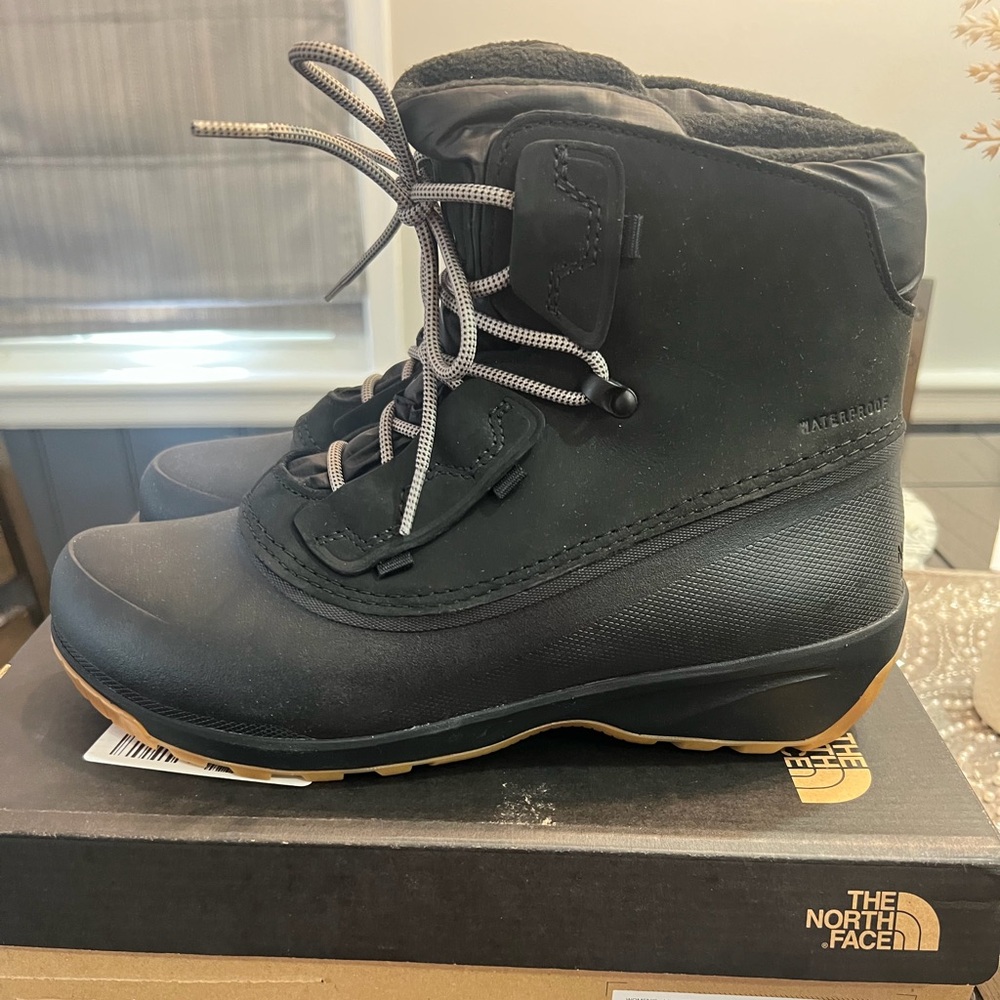 NEW The North Face Shellista IV Shorty WP Boot Women’s